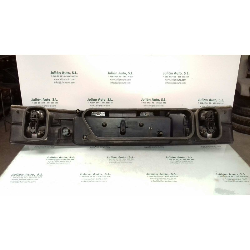 Recambio de piloto trasero central para renault laguna (b56) 1.9 dti rt referencia OEM IAM 7711170346 7700420119 VALEO