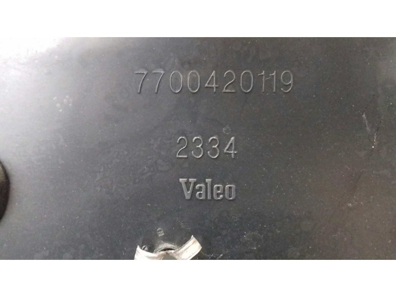 Recambio de piloto trasero central para renault laguna (b56) 1.9 dti rt referencia OEM IAM 7711170346 7700420119 VALEO