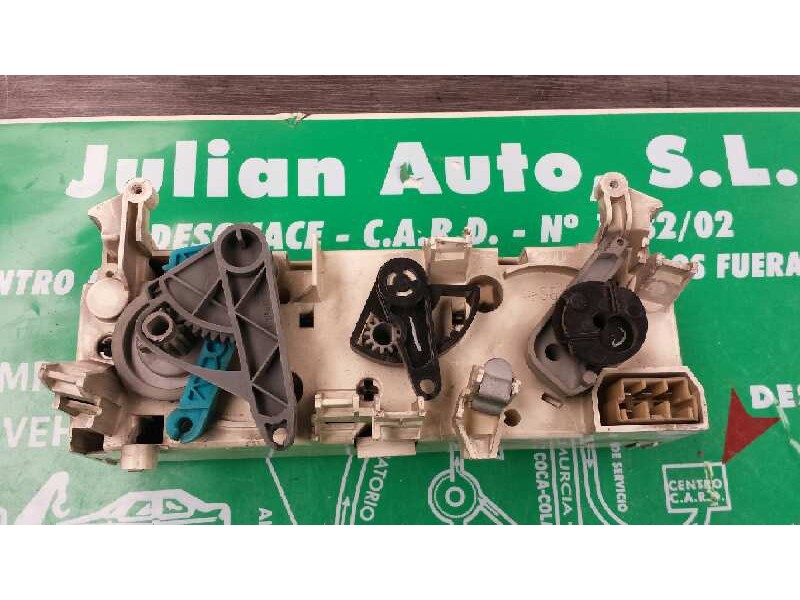 Recambio de mando calefaccion / aire acondicionado para citroen berlingo 1.4 leader referencia OEM IAM    Recambio de mando calefaccion / aire acondicionado para citroen berlingo 1.4 leader referencia OEM IAM