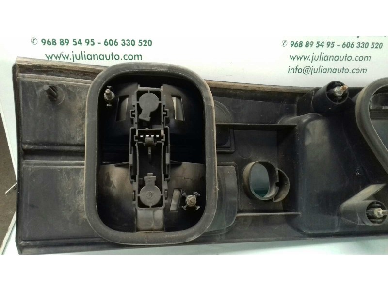 Recambio de piloto trasero central para renault laguna (b56) 1.9 dti rt referencia OEM IAM 7711170346 7700420119 VALEO