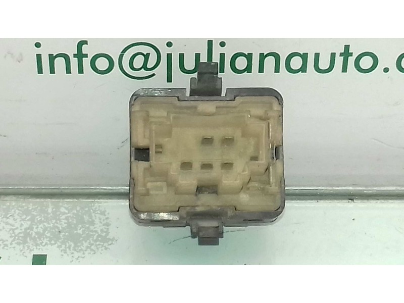 Recambio de mando elevalunas trasero derecho para volkswagen golf iii variant ( 1h5) gl referencia OEM IAM 1H0959855C  