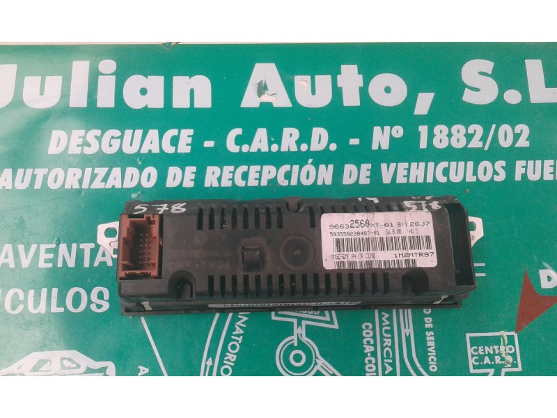 Recambio de pantalla multifuncion para citroen c2 audace referencia OEM IAM 96632560XT  