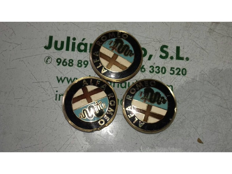 Recambio de tapacubos para alfa romeo 146 2.0 td l referencia OEM IAM   2 TAPAS