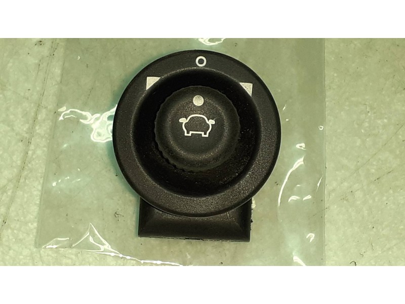 Recambio de mando retrovisor para ford fiesta (cb1) ambiente referencia OEM IAM 93BG17B676BB  CONECTOR 7 PINES