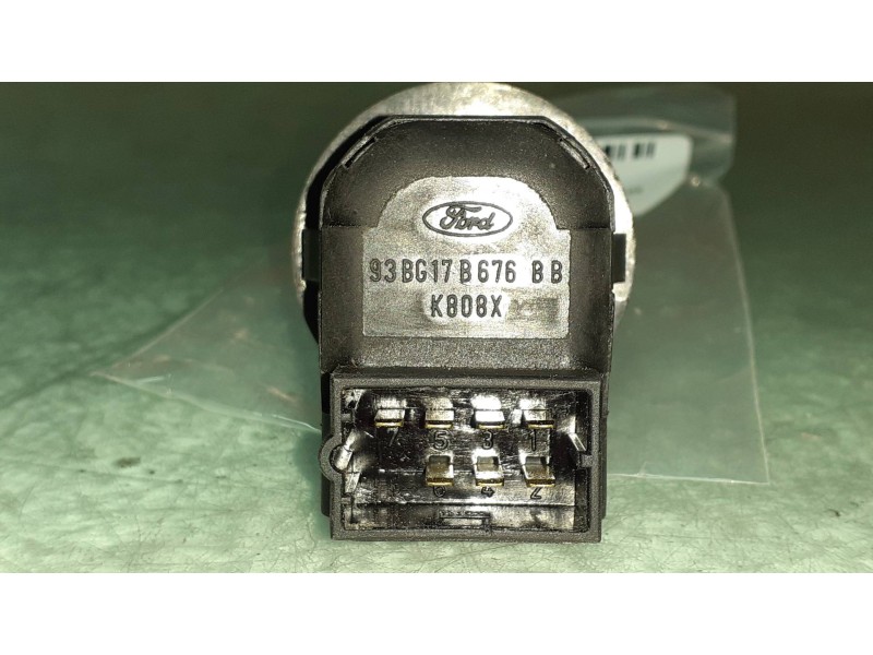 Recambio de mando retrovisor para ford fiesta (cb1) ambiente referencia OEM IAM 93BG17B676BB  CONECTOR 7 PINES