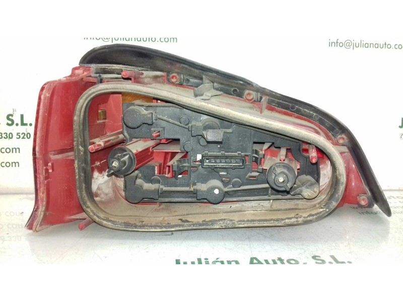 Recambio de piloto trasero derecho para peugeot 106 (s2) max referencia OEM IAM 2274D VALEO 