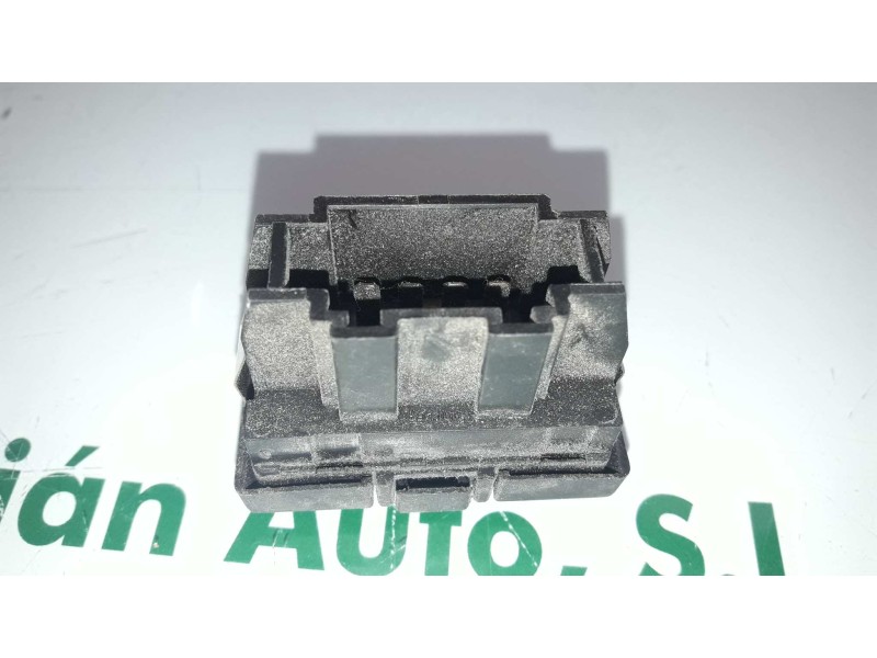 Recambio de mando elevalunas delantero izquierdo para volkswagen passat berlina (3a2) cl referencia OEM IAM 3A0959855  