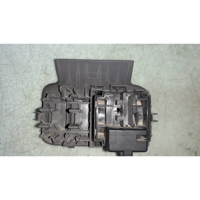 Recambio de mando luces para renault megane ii classic berlina confort dynamique referencia OEM IAM 08802012 8200121805B 8200140