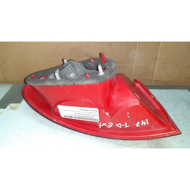 Recambio de piloto trasero derecho para alfa romeo 147 (190) 1.9 jtd impression referencia OEM IAM 46556347  03323010