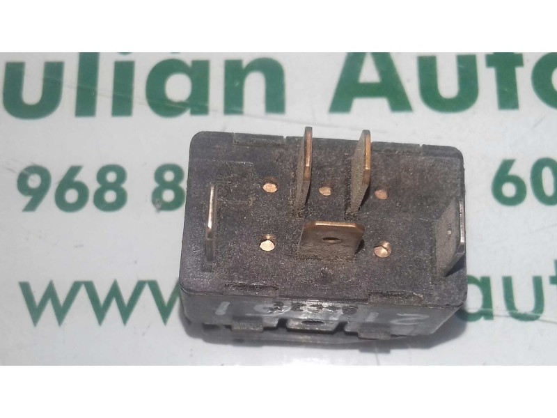 Recambio de mando elevalunas delantero derecho para audi a4 avant (b5) 2.5 tdi referencia OEM IAM 4D0959855  