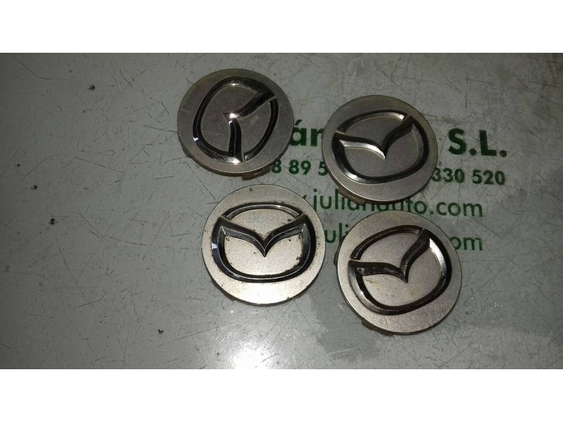 Recambio de tapacubos para mazda 3 berlina (bk) 2.0 crdt sportive referencia OEM IAM 2512  4 TAPAS