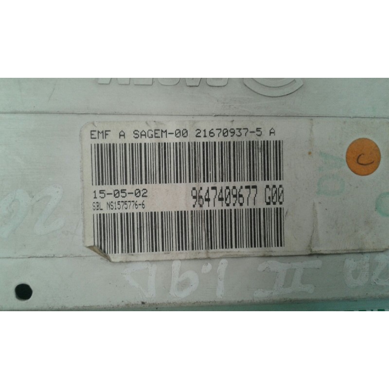 Recambio de pantalla multifuncion para citroen xsara berlina 1.9 d sx referencia OEM IAM 9647409677 NS1575776-6 21670937-5