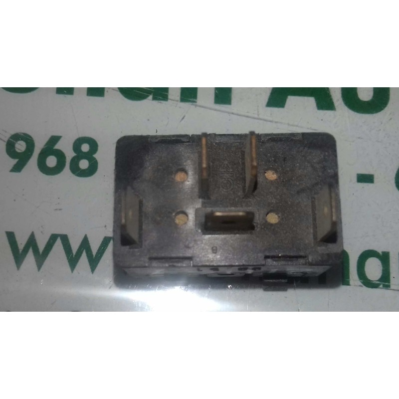 Recambio de mando elevalunas delantero izquierdo para audi a6 avant (c4) 2.8 quattro (142kw) referencia OEM IAM 4A0959855A  
