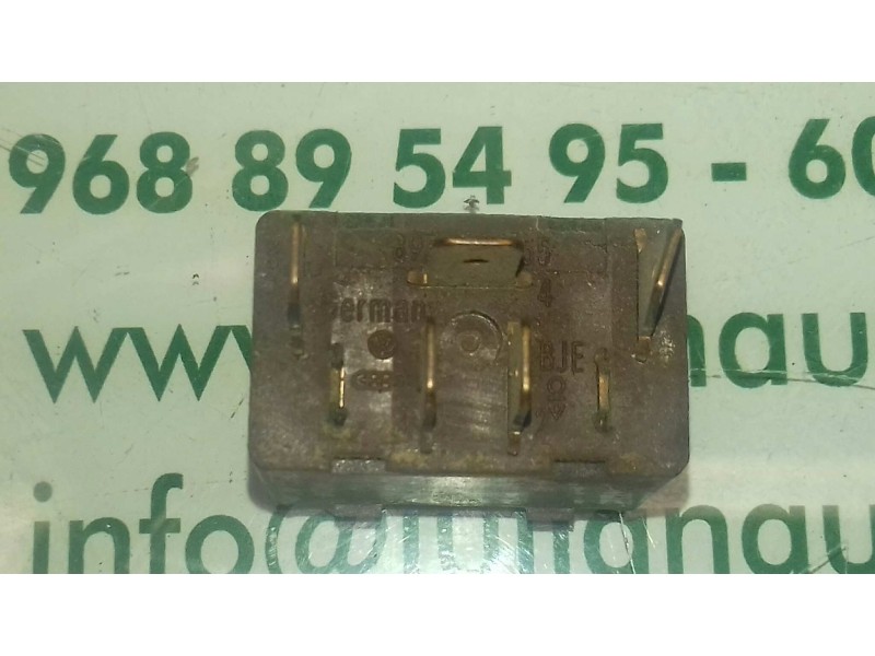 Recambio de mando elevalunas delantero derecho para audi a6 avant (c4) 2.8 quattro (142kw) referencia OEM IAM 893959855   Recambio de mando elevalunas delantero derecho para audi a6 avant (c4) 2.8 quattro (142kw) referencia OEM IAM 893959855