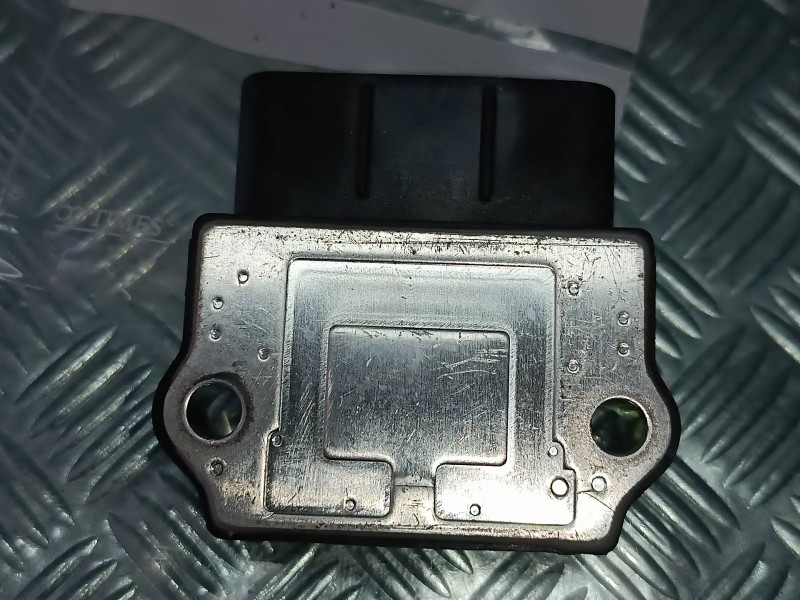 Recambio de modulo encendido para mitsubishi eclipse (d30) gs climatizado referencia OEM IAM J722T  CONECTOR 7 PINES