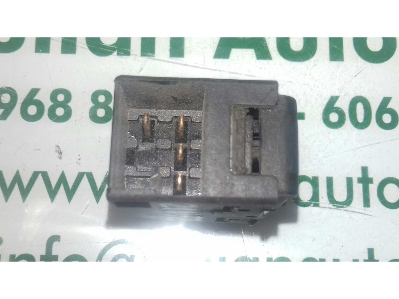 Recambio de mando elevalunas trasero derecho para volkswagen passat berlina (3b2) v6 highline syncro / 4motion referencia OEM IA