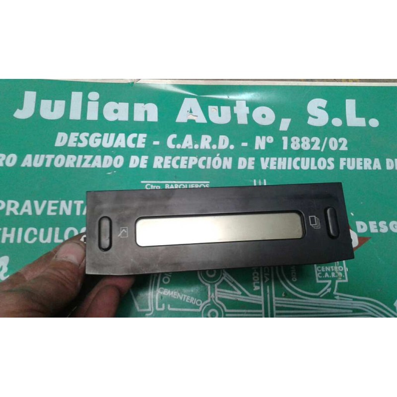 Recambio de pantalla multifuncion para peugeot 206 berlina look referencia OEM IAM 9647409777 NS6036358-0 21669457-4