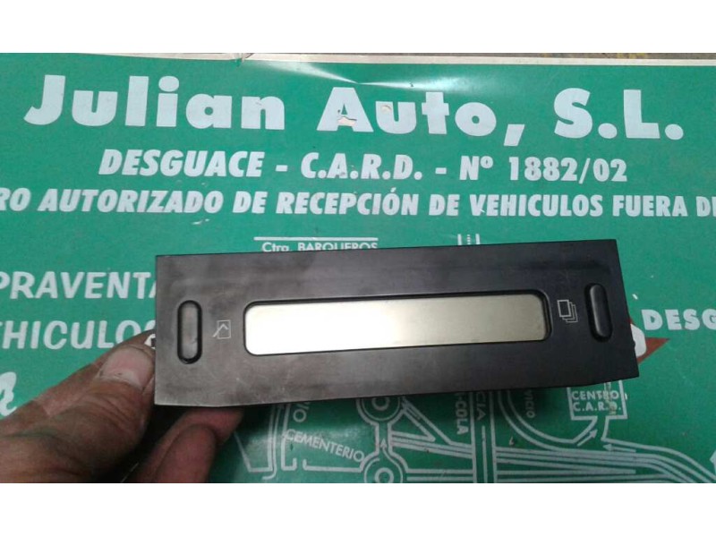 Recambio de pantalla multifuncion para peugeot 206 berlina look referencia OEM IAM 9647409777 NS6036358-0 21669457-4