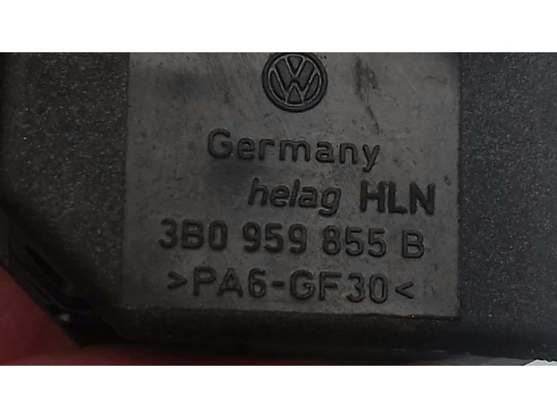 Recambio de mando elevalunas delantero derecho para volkswagen golf iv variant (1j5) highline referencia OEM IAM 3B0959855B  