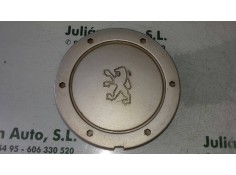 Recambio de tapacubos para peugeot 106 (s2) long beach referencia OEM IAM 9606870177  1 TAPA