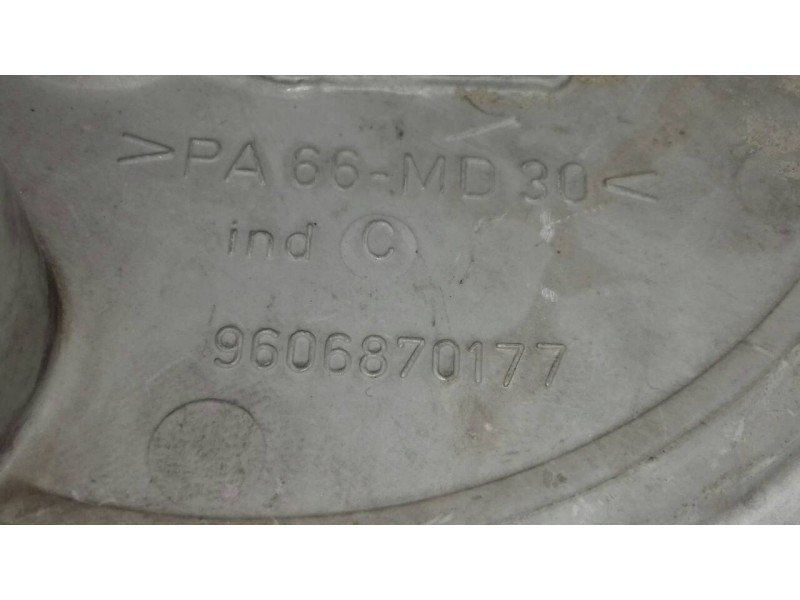 Recambio de tapacubos para peugeot 106 (s2) long beach referencia OEM IAM 9606870177  1 TAPA