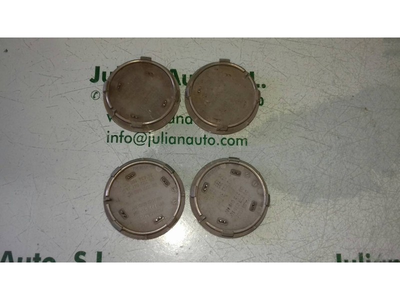 Recambio de tapacubos para opel vectra b berlina cd referencia OEM IAM 09223038HX  60 MM