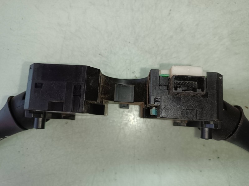 Recambio de mando luces para nissan juke (f15) acenta referencia OEM IAM 14A01  