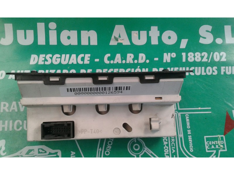 Recambio de pantalla multifuncion para peugeot 206 berlina x-line referencia OEM IAM 9647409777 NS1578478-9 21669457-4