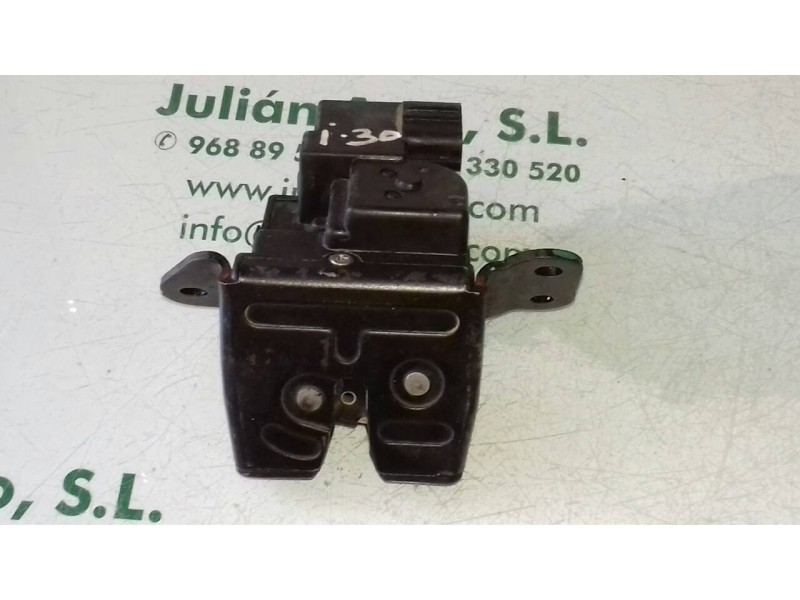 Recambio de cerradura maletero / porton para hyundai i30 classic gl referencia OEM IAM 812302L000  4 PINES