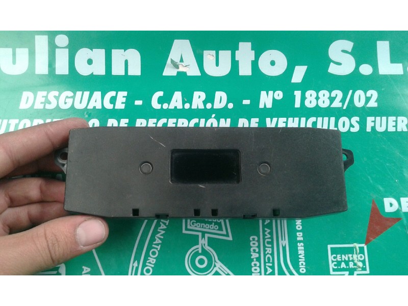 Recambio de pantalla multifuncion para citroen c3 1.4 collection referencia OEM IAM 96439997XT 503480040001 MAGNETI MARELLI