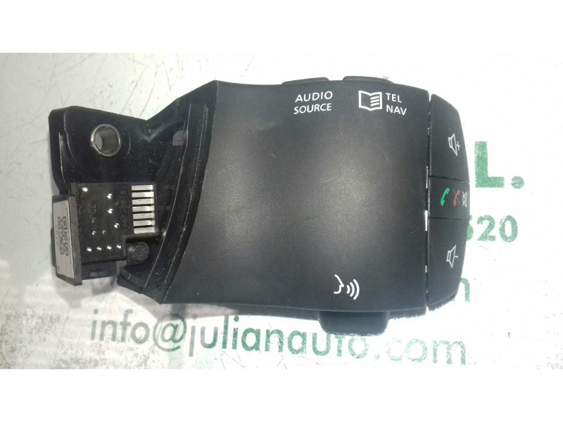 Recambio de mando multifuncion para renault koleos dynamique referencia OEM IAM EN25550JY01B  MANDO RADIO + TELF