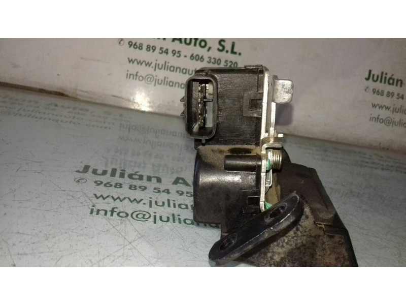 Recambio de cerradura maletero / porton para hyundai i30 classic gl referencia OEM IAM 812302L000  4 PINES