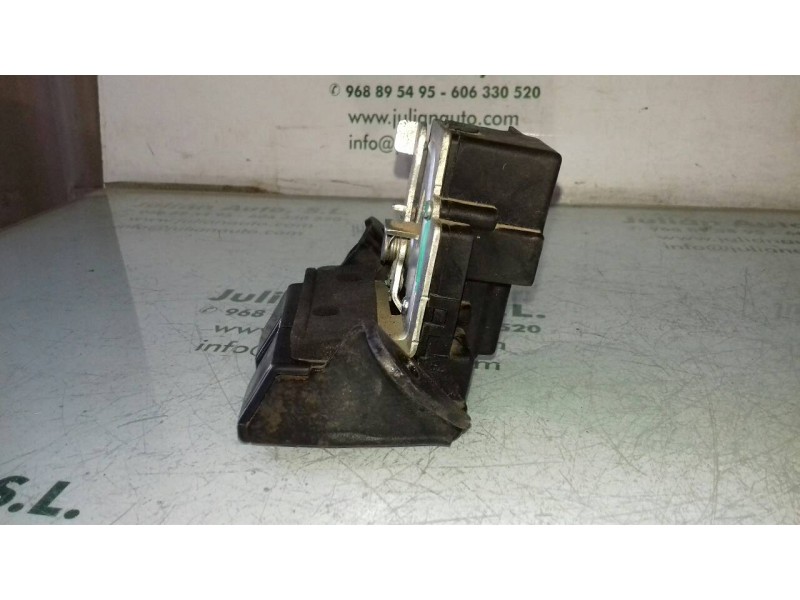 Recambio de cerradura maletero / porton para hyundai i30 classic gl referencia OEM IAM 812302L000  4 PINES