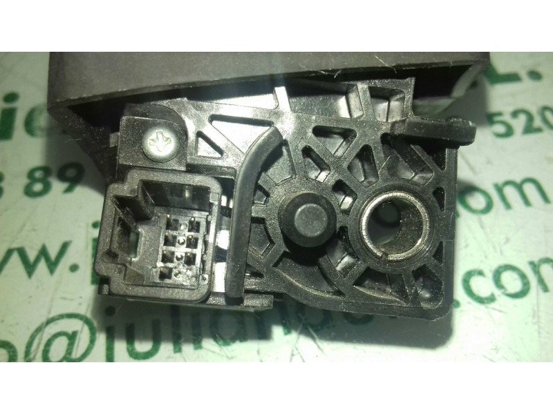 Recambio de mando multifuncion para renault koleos dynamique referencia OEM IAM EN25550JY01B  MANDO RADIO + TELF