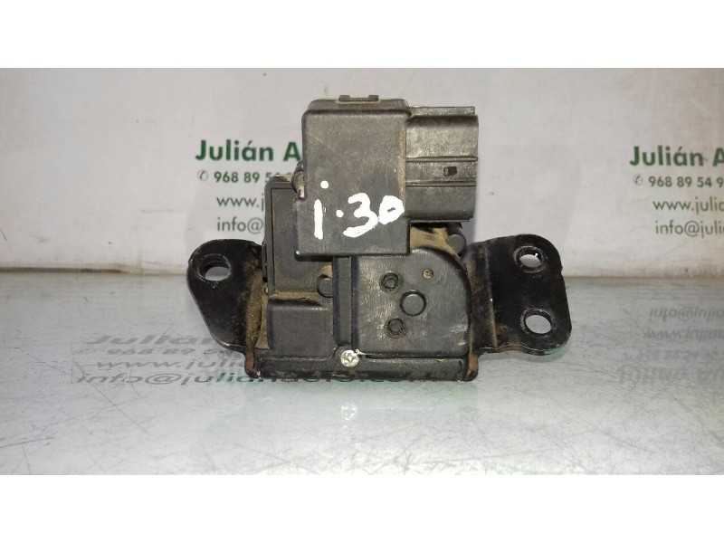 Recambio de cerradura maletero / porton para hyundai i30 classic gl referencia OEM IAM 812302L000  4 PINES