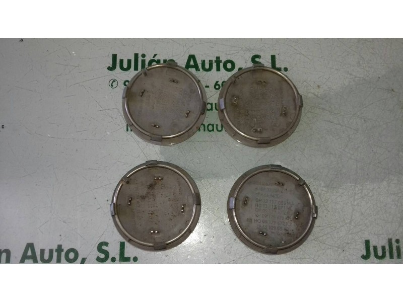 Recambio de tapacubos para opel zafira a elegance referencia OEM IAM 13117069MJ  