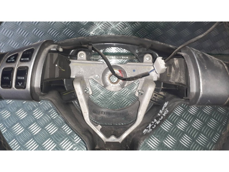 Recambio de volante para suzuki sx4 rw (ey) gl+ referencia OEM IAM GS13105610  GOMA