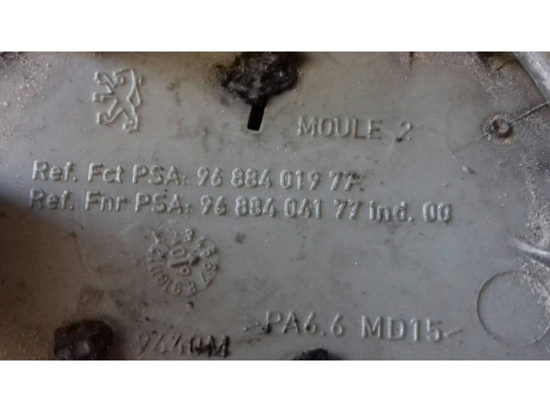 Recambio de tapacubos para peugeot 407 st confort referencia OEM IAM 9688401977  