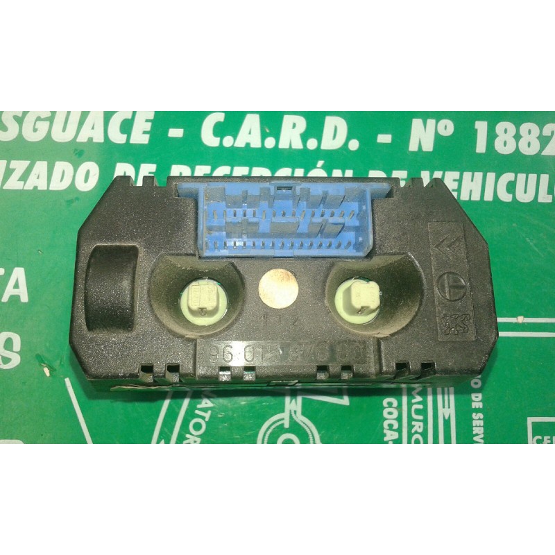 Recambio de modulo electronico para citroen xm berlina t6 pallas referencia OEM IAM 9601587680  PANTALLA