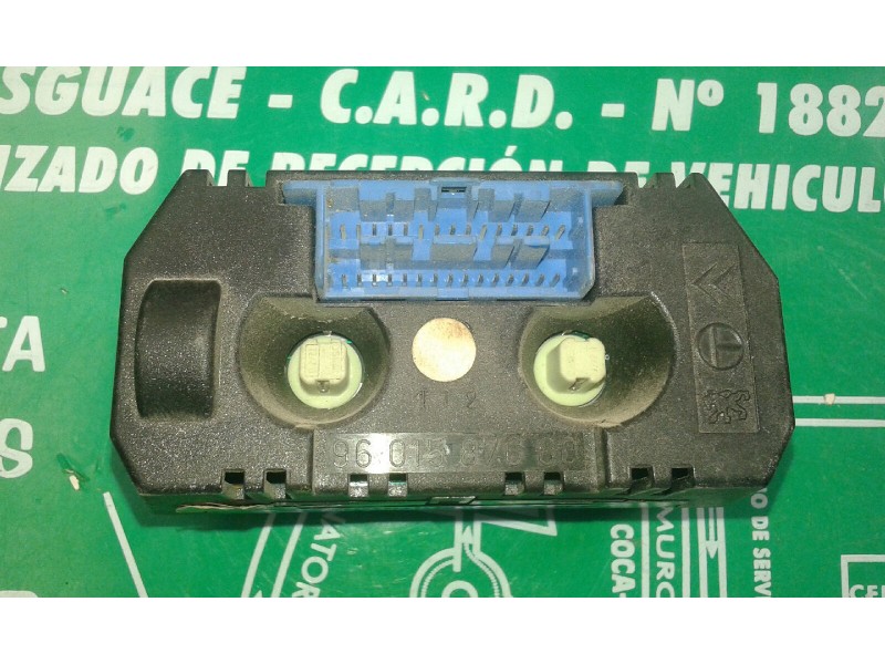 Recambio de modulo electronico para citroen xm berlina t6 pallas referencia OEM IAM 9601587680  PANTALLA