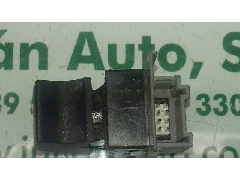 Recambio de mando elevalunas delantero derecho para audi a6 berlina (4b2) referencia OEM IAM 4B0959855 501690 