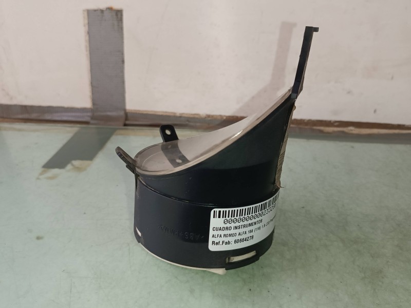 Recambio de cuadro instrumentos para alfa romeo 156 (116) 1.9 jtd progression referencia OEM IAM 60664278 6160340020 6850840010