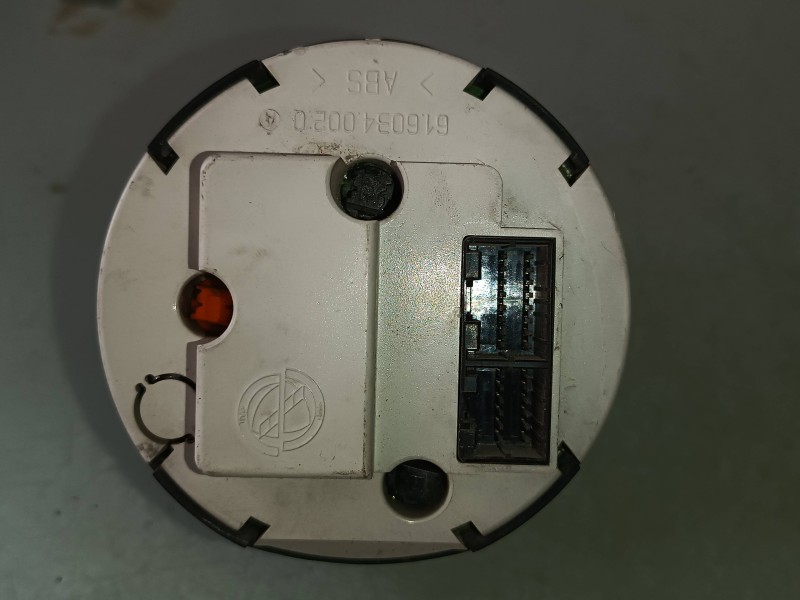 Recambio de cuadro instrumentos para alfa romeo 156 (116) 1.9 jtd progression referencia OEM IAM 60664278 6160340020 6850840010