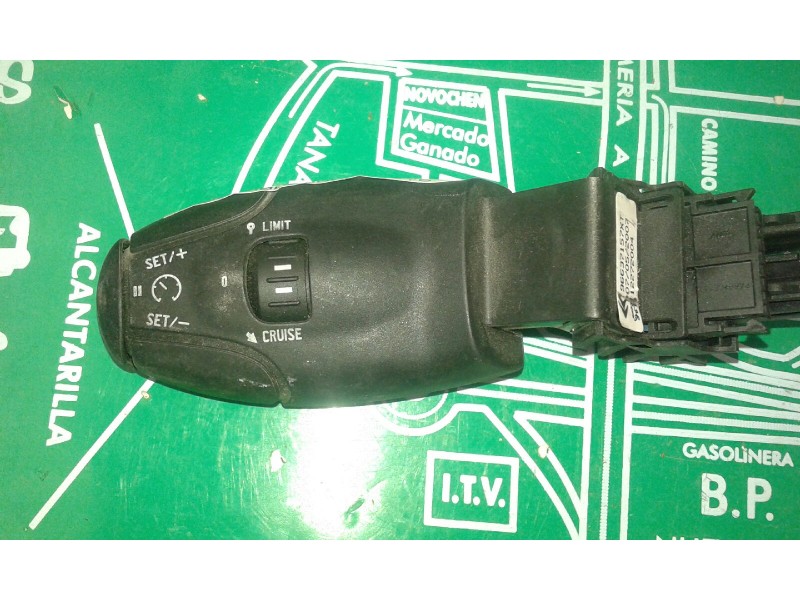 Recambio de mando multifuncion para citroen xsara picasso 2.0 16v exclusive referencia OEM IAM 96637157XT 12272004 CRUISE