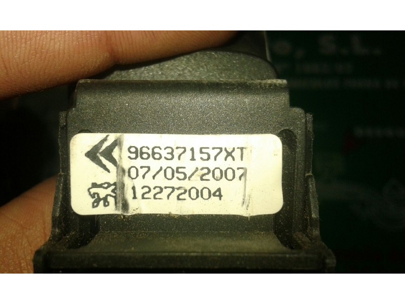 Recambio de mando multifuncion para citroen xsara picasso 2.0 16v exclusive referencia OEM IAM 96637157XT 12272004 CRUISE