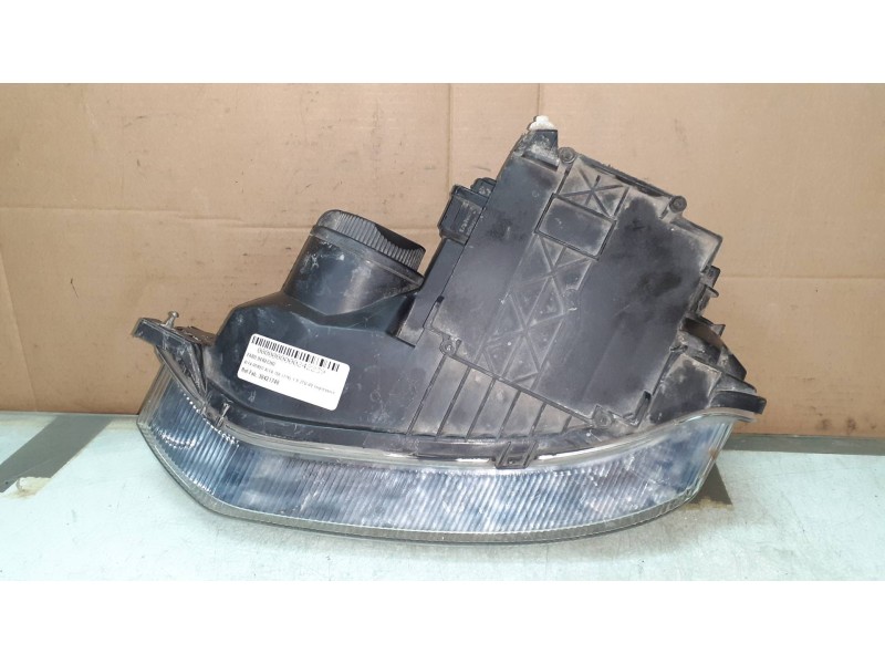 Recambio de faro derecho para alfa romeo 156 (116) 1.9 jtd 8v impression referencia OEM IAM 38421748  PL54151