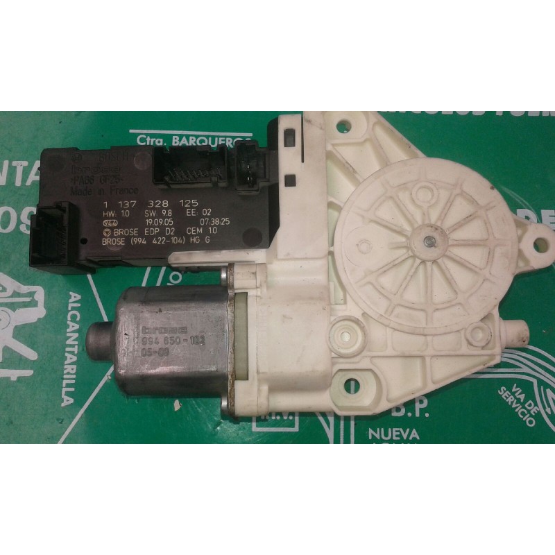 Recambio de motor elevalunas delantero izquierdo para peugeot 407 confort referencia OEM IAM 1137328125 994422-104 