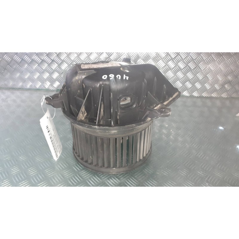 Recambio de ventilador calefaccion para opel vivaro furgón/combi (07.2006 =>) furgón 2.9t l1h1 referencia OEM IAM   CONECTOR 2 P