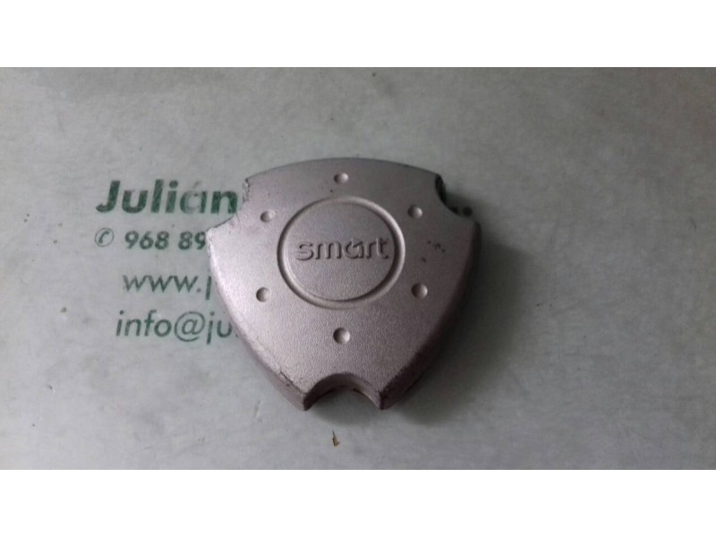 Recambio de tapacubos para smart coupe brabus referencia OEM IAM 108613015AB 0001811V002 1 UNIDAD