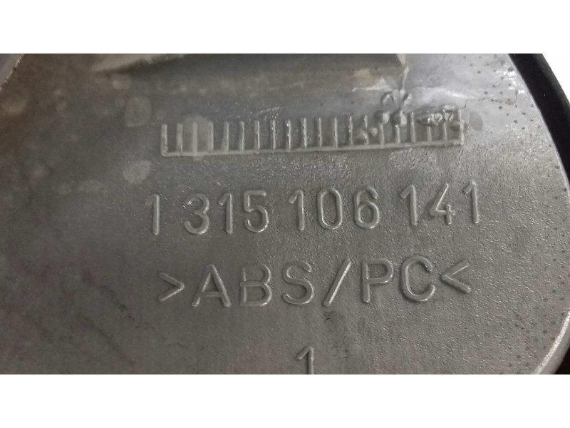 Recambio de piloto delantero derecho para bmw serie 3 berlina (e46) 320d referencia OEM IAM 1315106141 03113280002 6902766